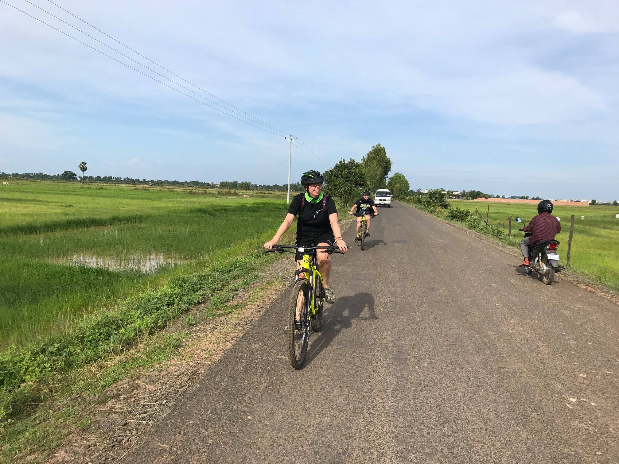 Cambodia Cycling from Angkor To The Beach 13 Days